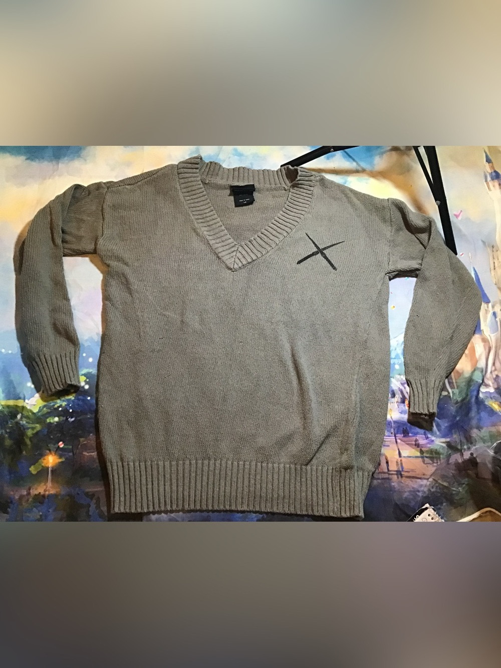 Supernatural castiel wings & angel blades girl sweater size large preowned
